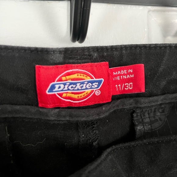 Women’s Dickies - Picture 2 of 8